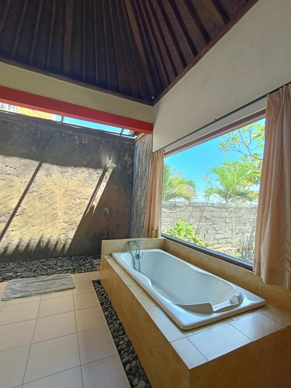 艾湄湾 艾湄小蜜蜂旅馆酒店 外观 照片