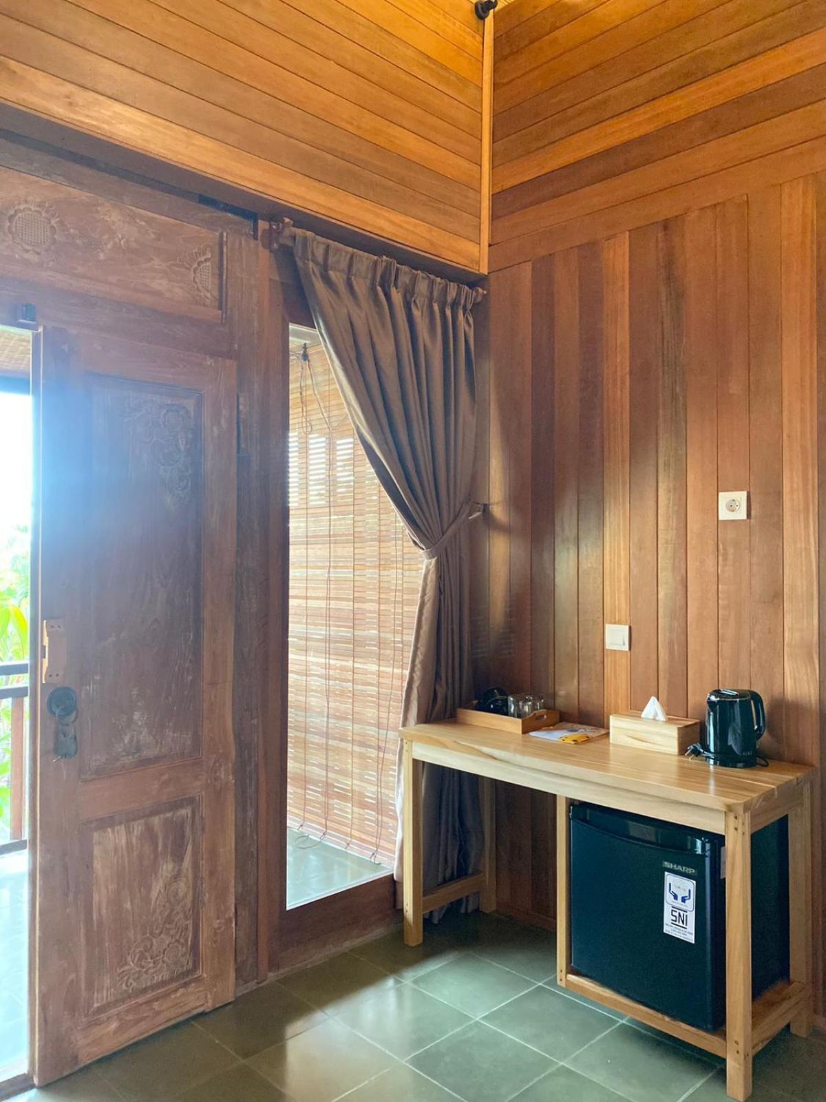 艾湄湾 艾湄小蜜蜂旅馆酒店 外观 照片